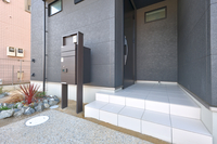 ユニエクセラン舞の里 1号地 ポーチ