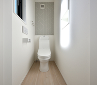 ユニエクセラン舞の里 2号地 2Fトイレ