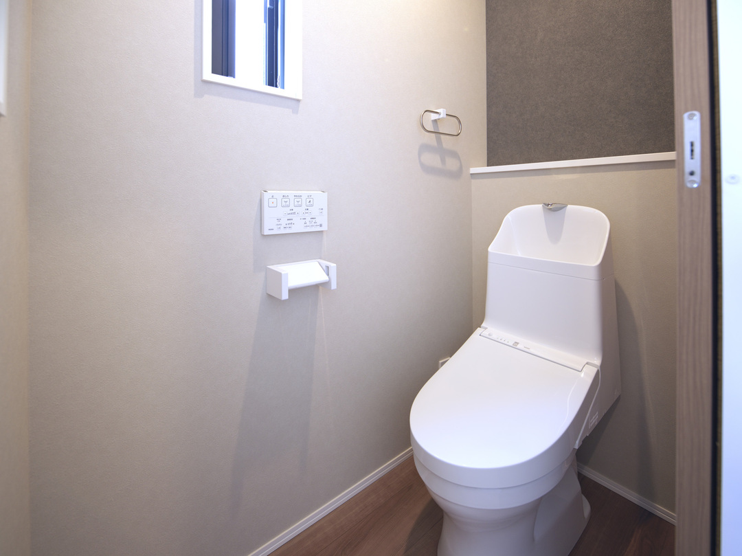 2Ftoilet